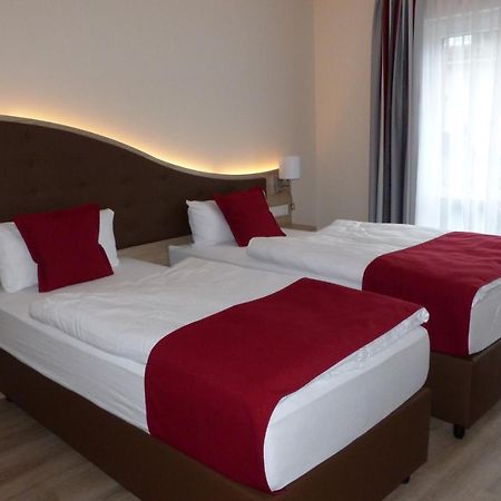 Ladiges Gasthof Holm  Ngoại thất bức ảnh